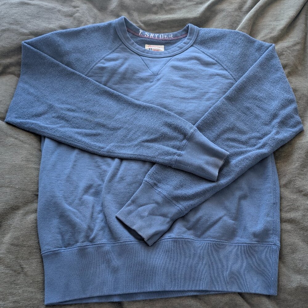 Todd Snyder Reverse French Terry Sweatshirt in Navy Batik